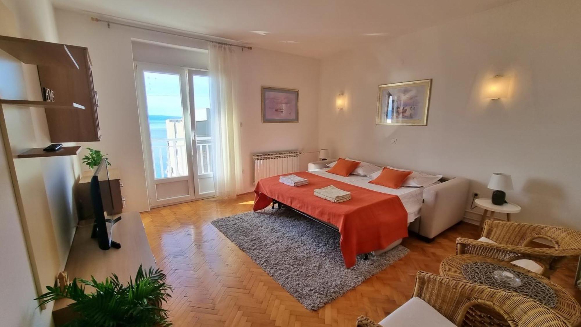 Apartment Merica Оміш Екстер'єр фото